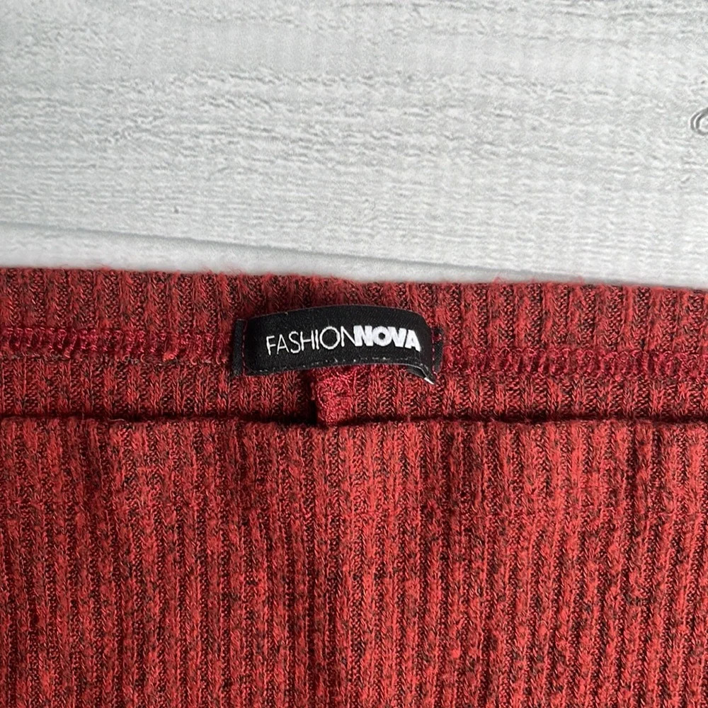 Fashion Nova Soft and Stretchy Heather Burgundy Long Sleeve Romper Size XS - Picture 4 of 4